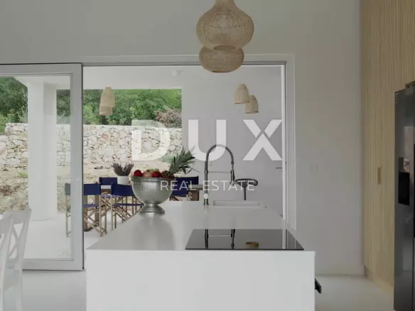 3-bedroom Villa In Linardići, Croatia (135 M²)