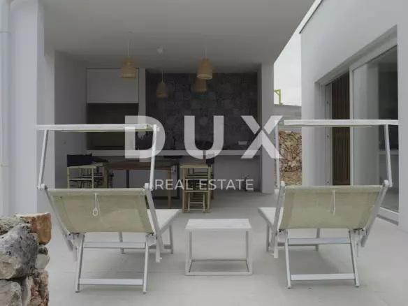 3-bedroom Villa In Linardići, Croatia (135 M²)