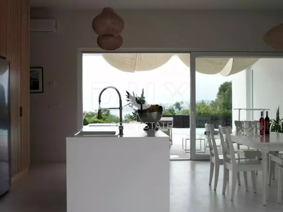 3-bedroom Villa In Linardići, Croatia (135 M²)