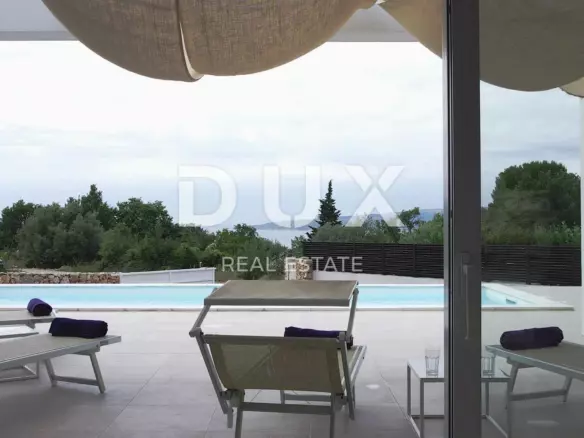 3-bedroom Villa In Linardići, Croatia (135 M²)