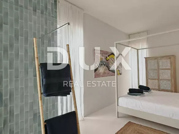 3-bedroom Villa In Linardići, Croatia (135 M²)