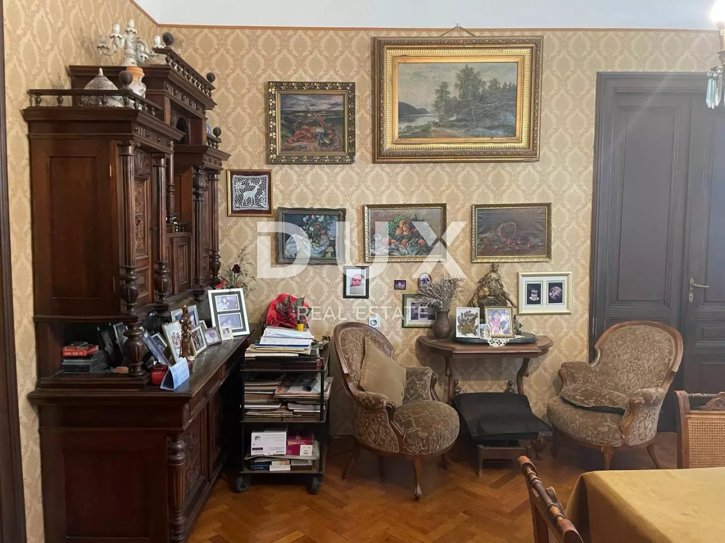 3-bedroom Apartment In Bulevard, Croatia (172 M²)