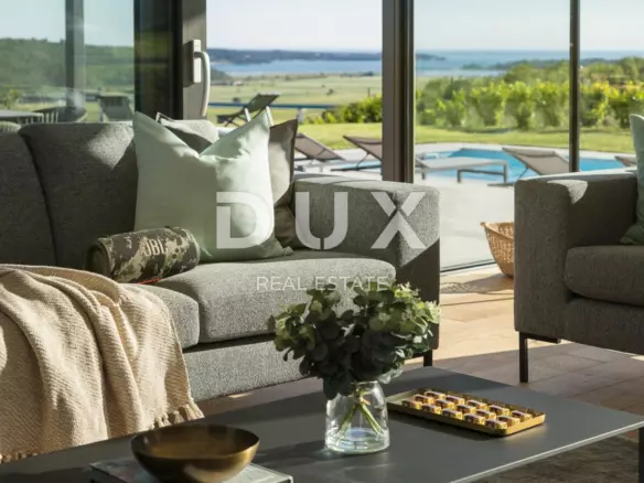 4-bedroom Villa In Novigrad, Croatia (258 M²)