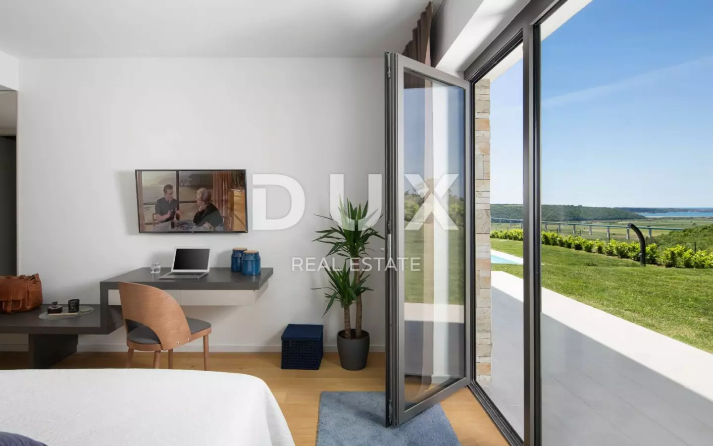 4-bedroom Villa In Novigrad, Croatia (258 M²)
