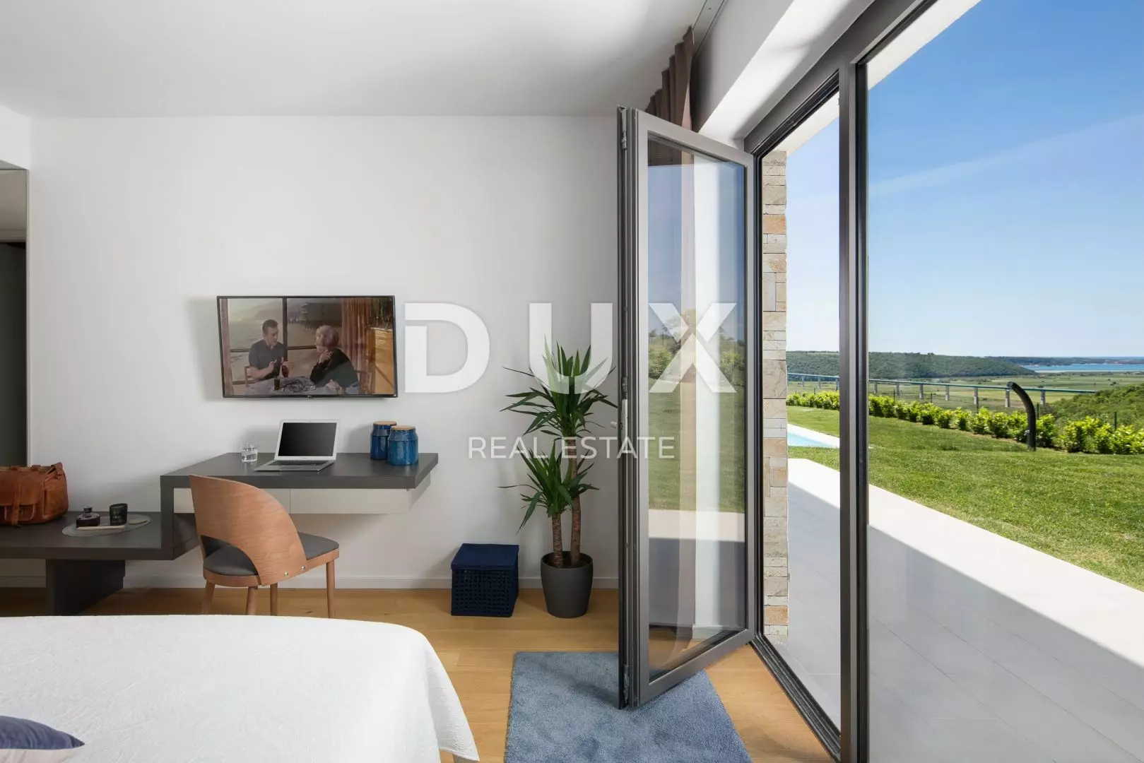 4-bedroom Villa In Novigrad, Croatia (258 M²)