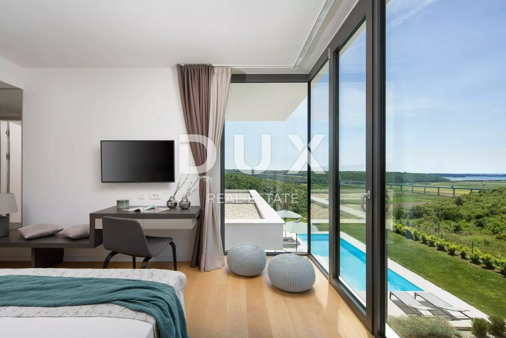 4-bedroom Villa In Novigrad, Croatia (258 M²)