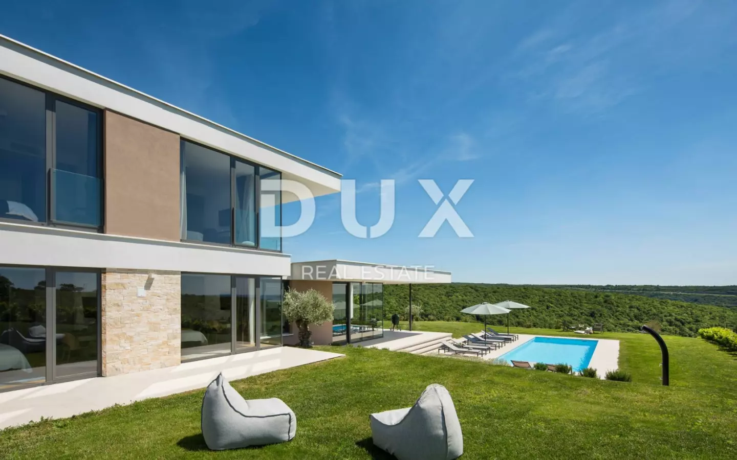 4-bedroom Villa In Novigrad, Croatia (258 M²)