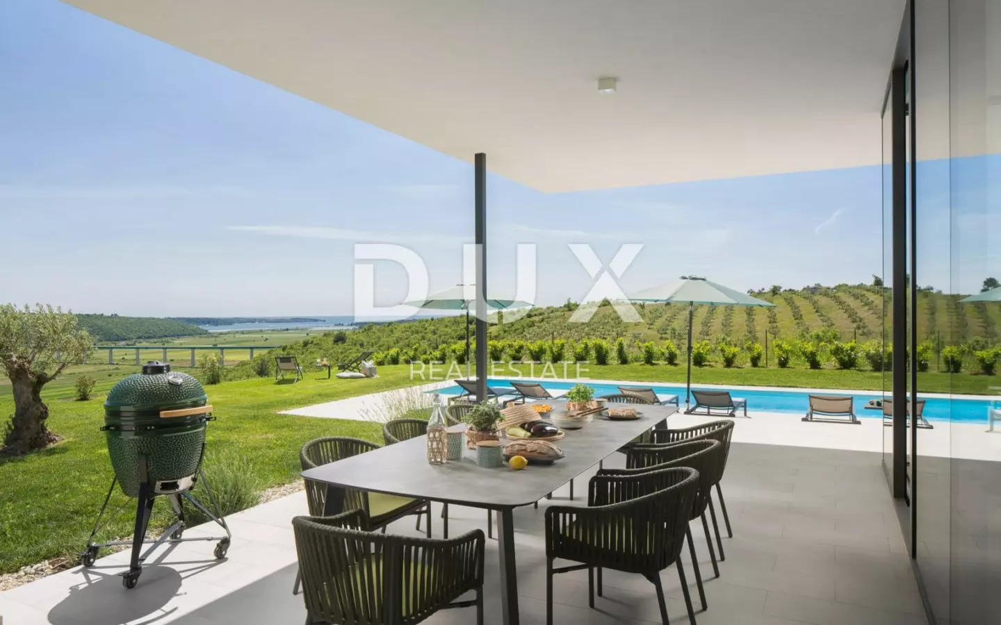 4-bedroom Villa In Novigrad, Croatia (258 M²)