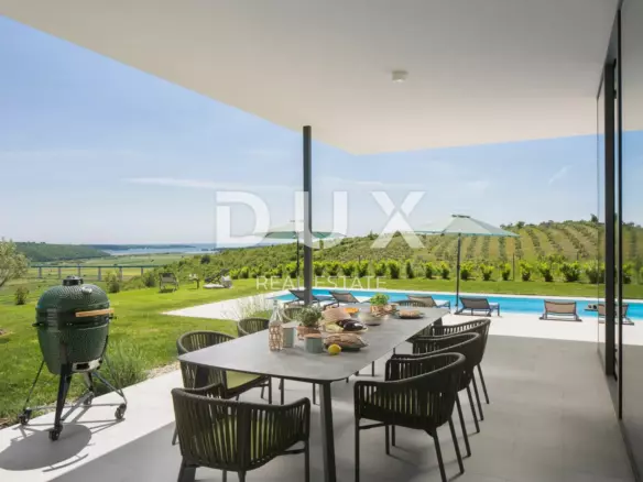 4-bedroom Villa In Novigrad, Croatia (258 M²)