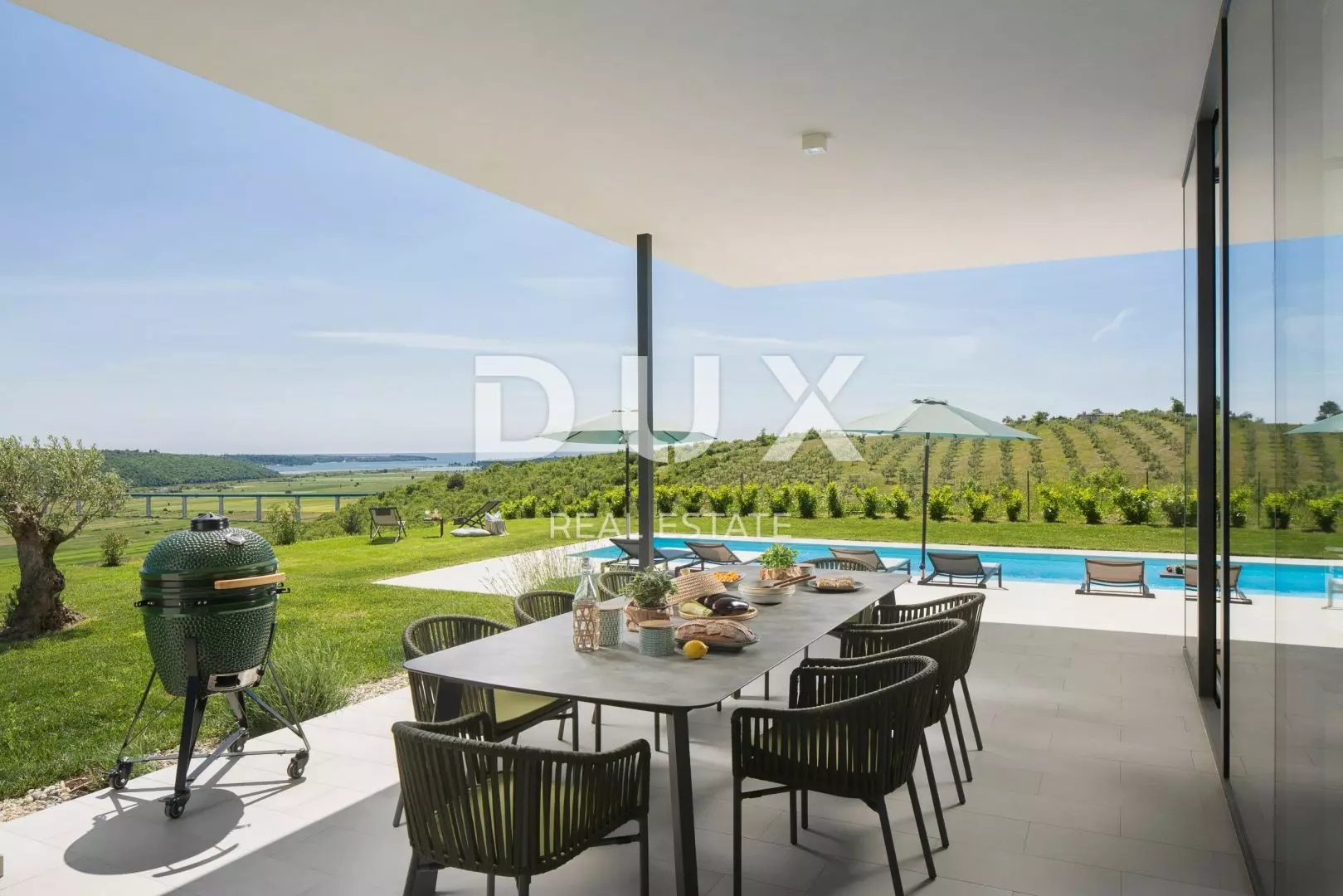 4-bedroom Villa In Novigrad, Croatia (258 M²)