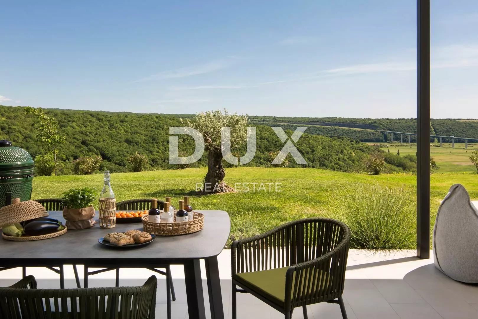 4-bedroom Villa In Novigrad, Croatia (258 M²)