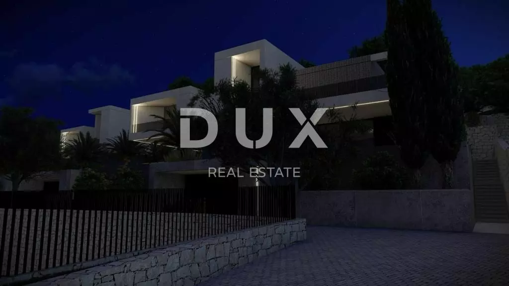 Land In Bregi, Croatia (1.776 M²)
