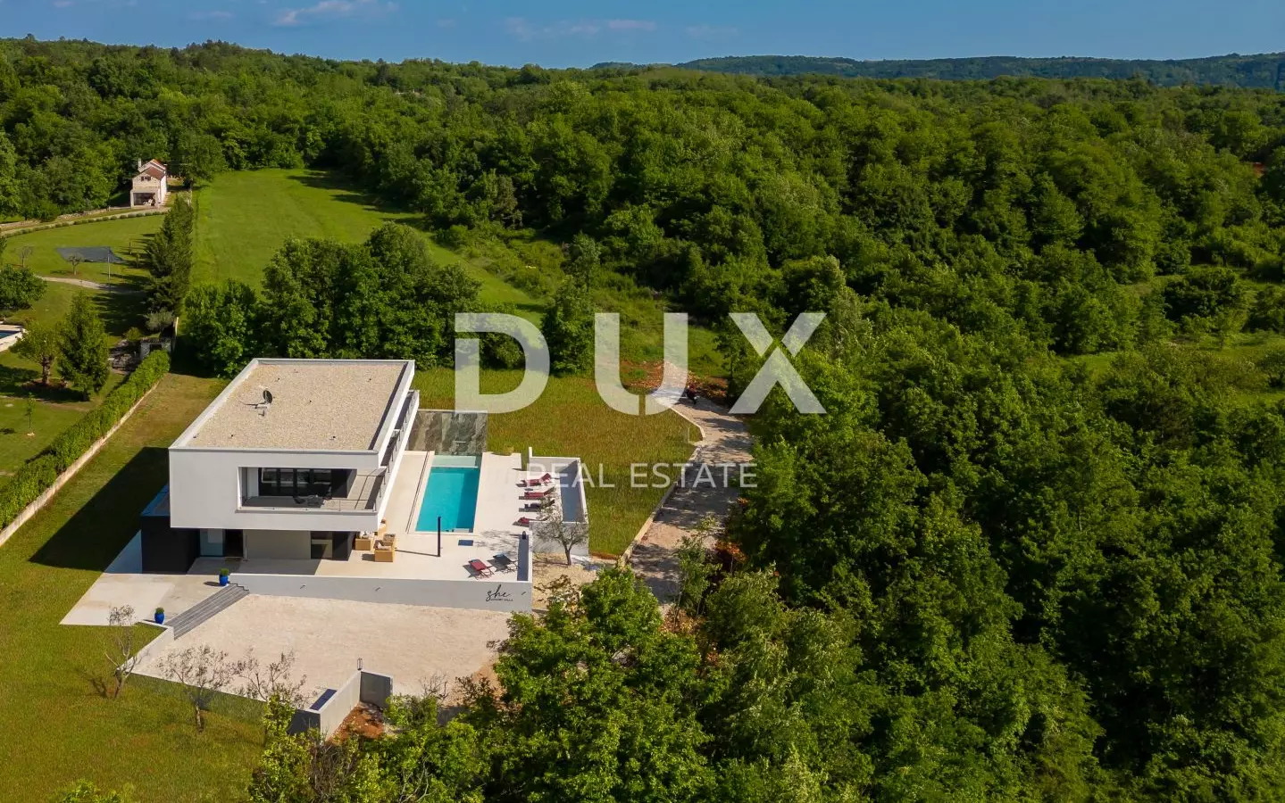 3-bedroom Villa In Grožnjan, Croatia (300 M²)