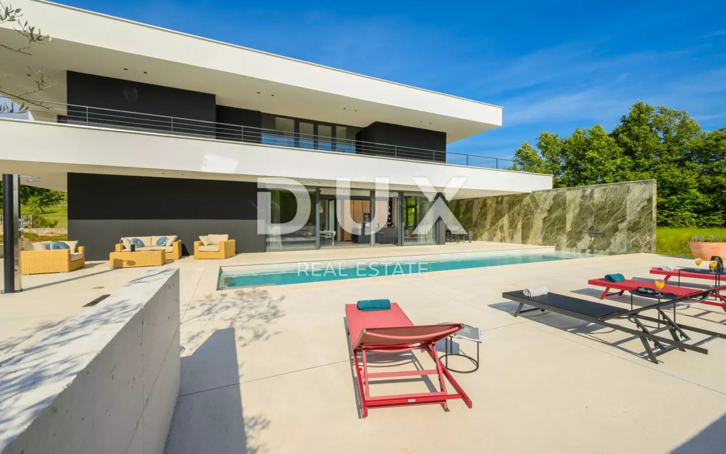 3-bedroom Villa In Grožnjan, Croatia (300 M²)
