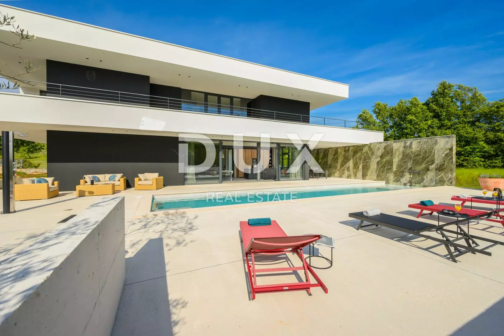 3-bedroom Villa In Grožnjan, Croatia (300 M²)