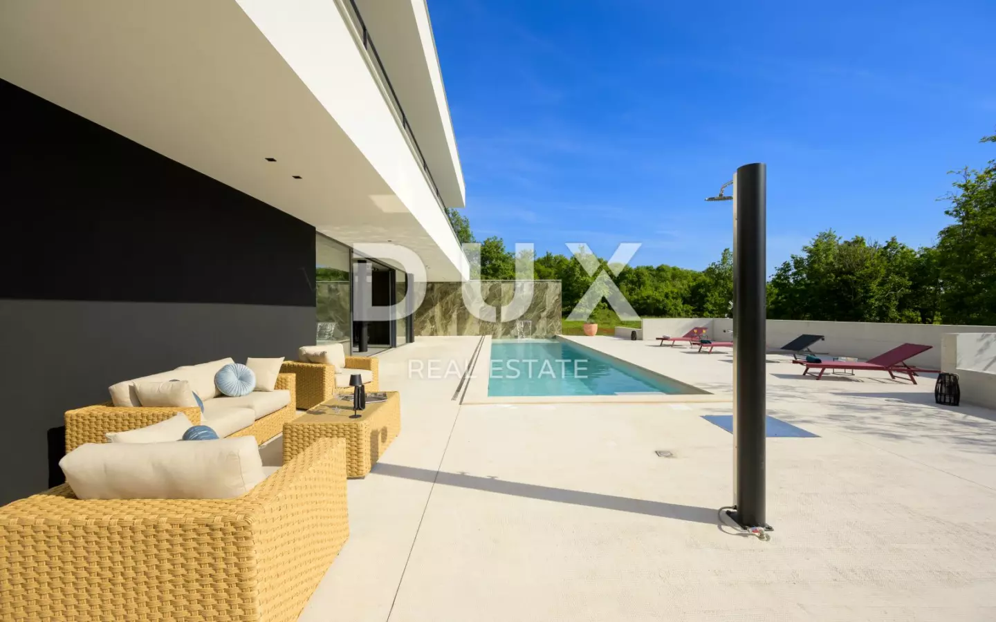 3-bedroom Villa In Grožnjan, Croatia (300 M²)