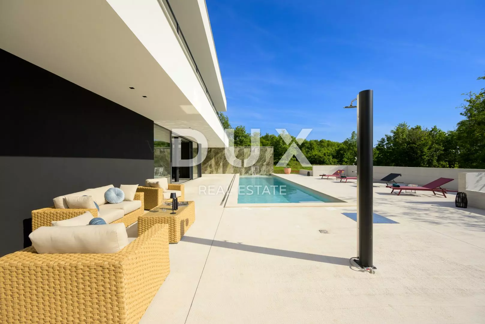 3-bedroom Villa In Grožnjan, Croatia (300 M²)