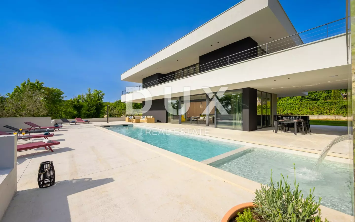 3-bedroom Villa In Grožnjan, Croatia (300 M²)