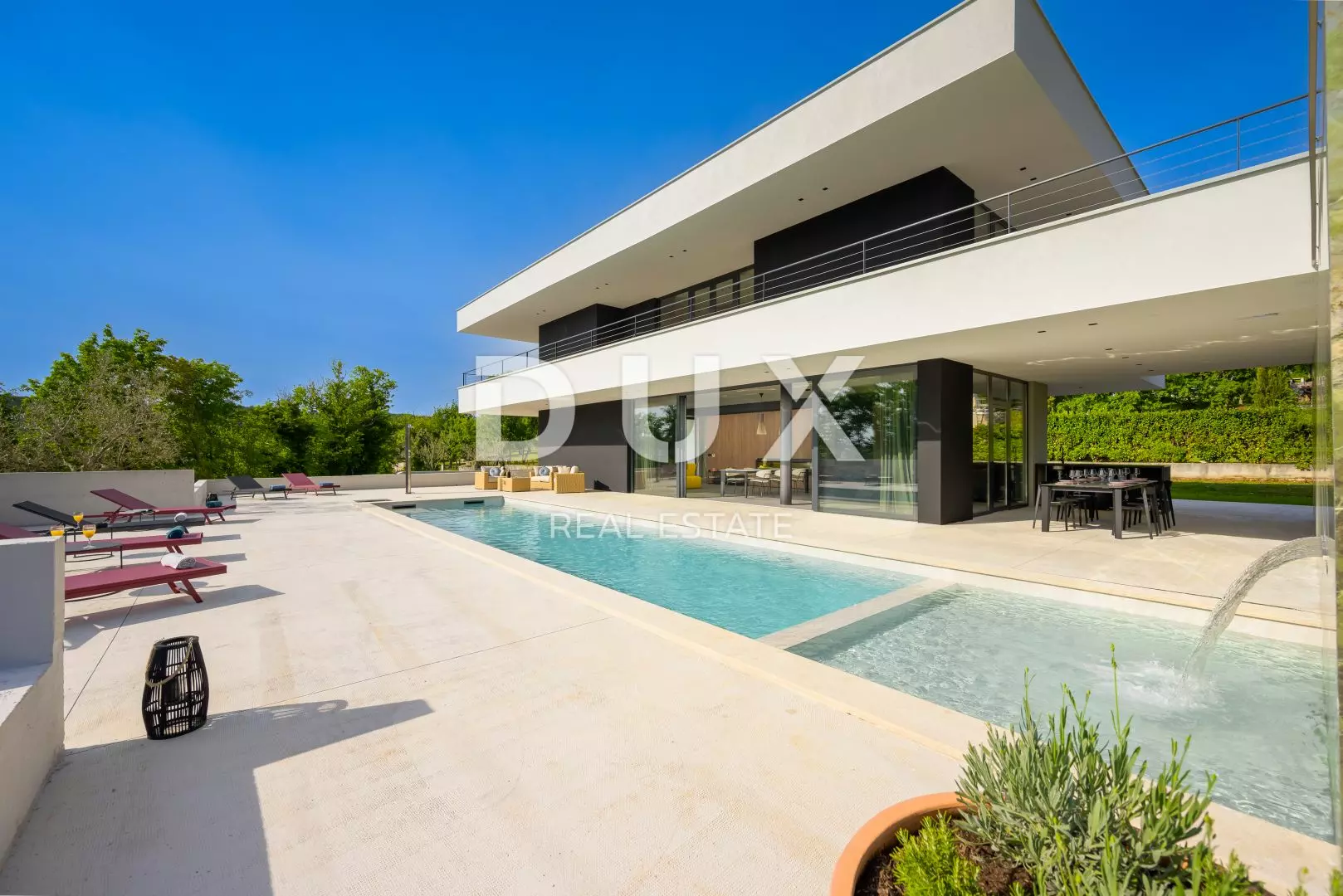 3-bedroom Villa In Grožnjan, Croatia (300 M²)