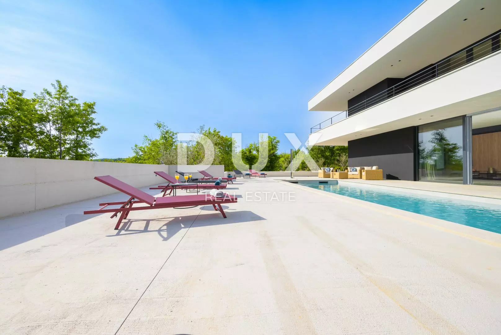 3-bedroom Villa In Grožnjan, Croatia (300 M²)