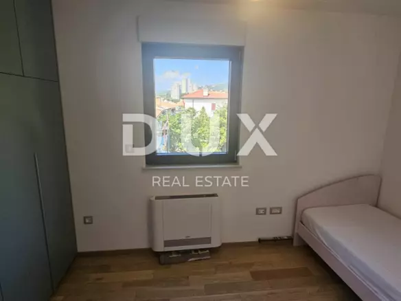 3-bedroom Apartment In Bulevard, Croatia (112 M²)