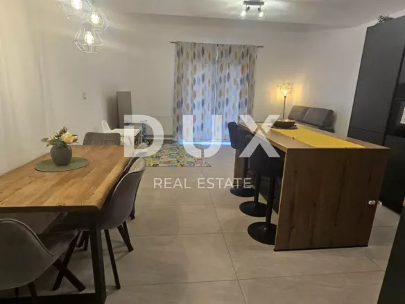 3-bedroom Apartment In Bulevard, Croatia (112 M²)