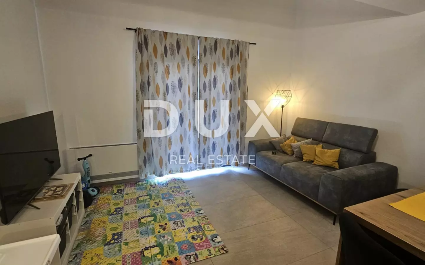 3-bedroom Apartment In Bulevard, Croatia (112 M²)