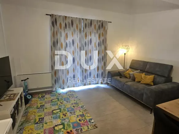 3-bedroom Apartment In Bulevard, Croatia (112 M²)