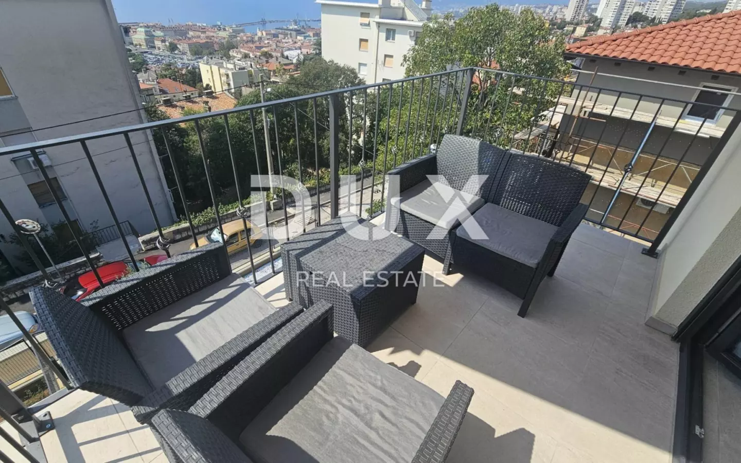 3-bedroom Apartment In Bulevard, Croatia (112 M²)
