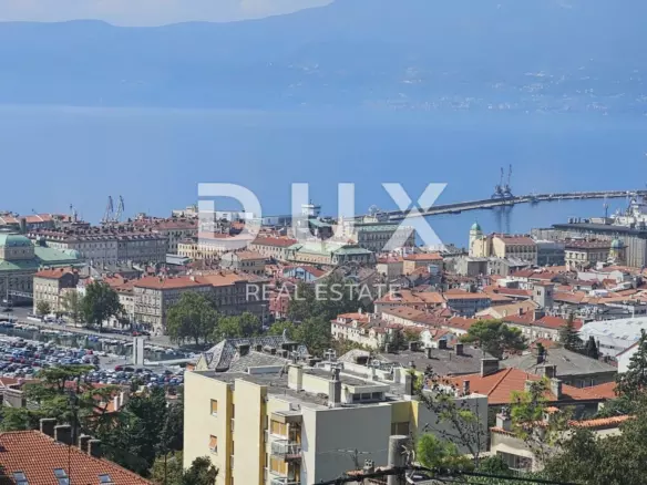 3-bedroom Apartment In Bulevard, Croatia (112 M²)