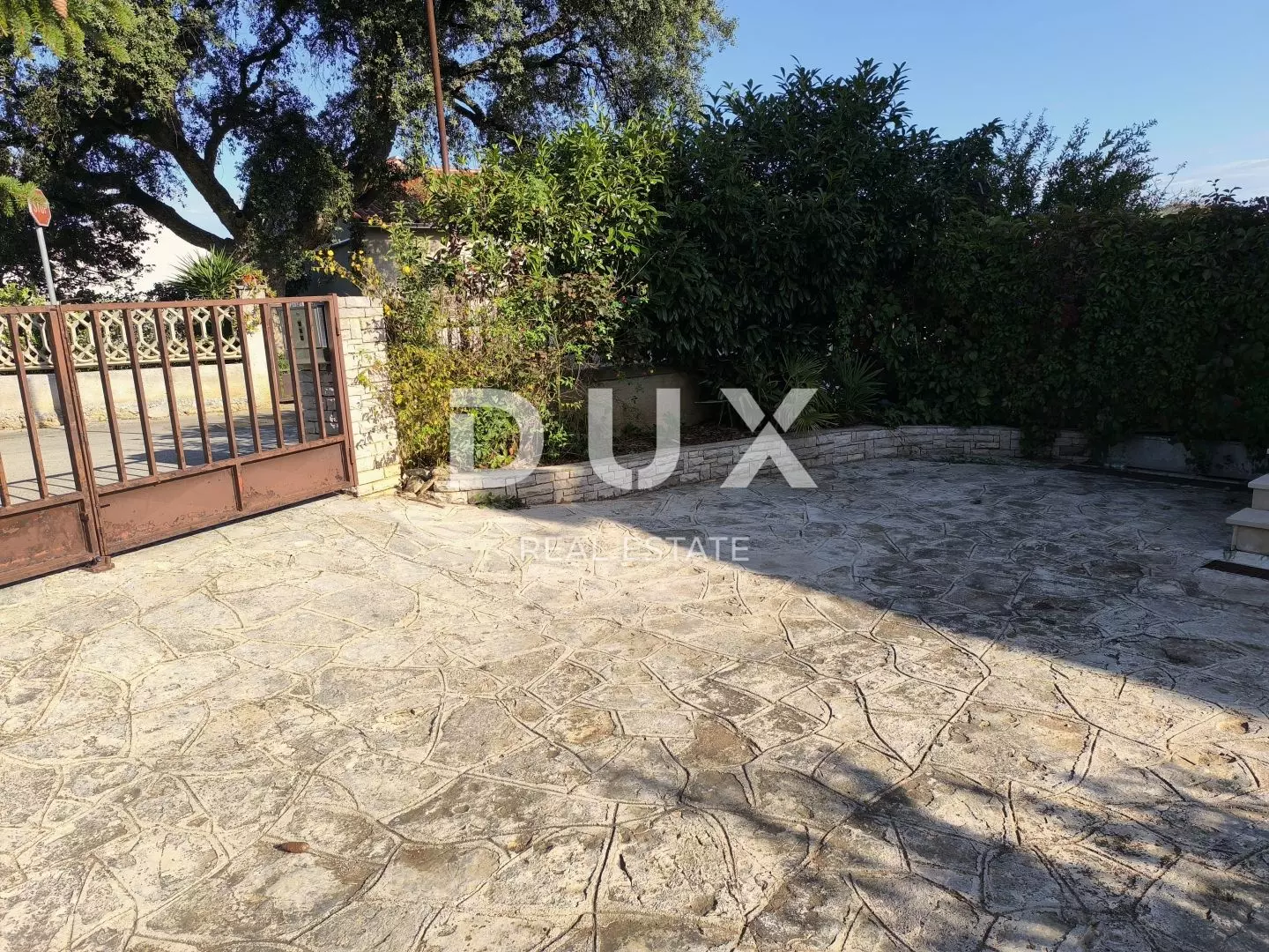 4-bedroom Apartment In Centar, Croatia (202 M²)