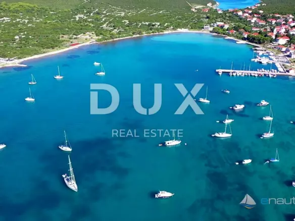 Land In Ist, Croatia (734 M²)