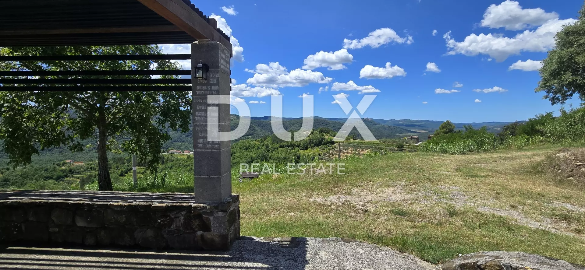 1752086250_1000119283-c69770 Land In Motovun, Croatia (167.943 M²)