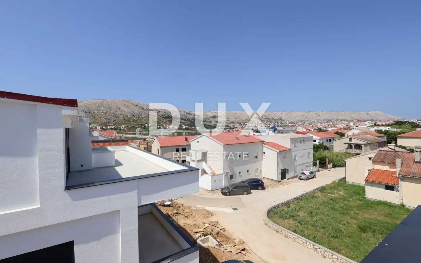 3-bedroom Apartment In Pag, Croatia (110 M²)
