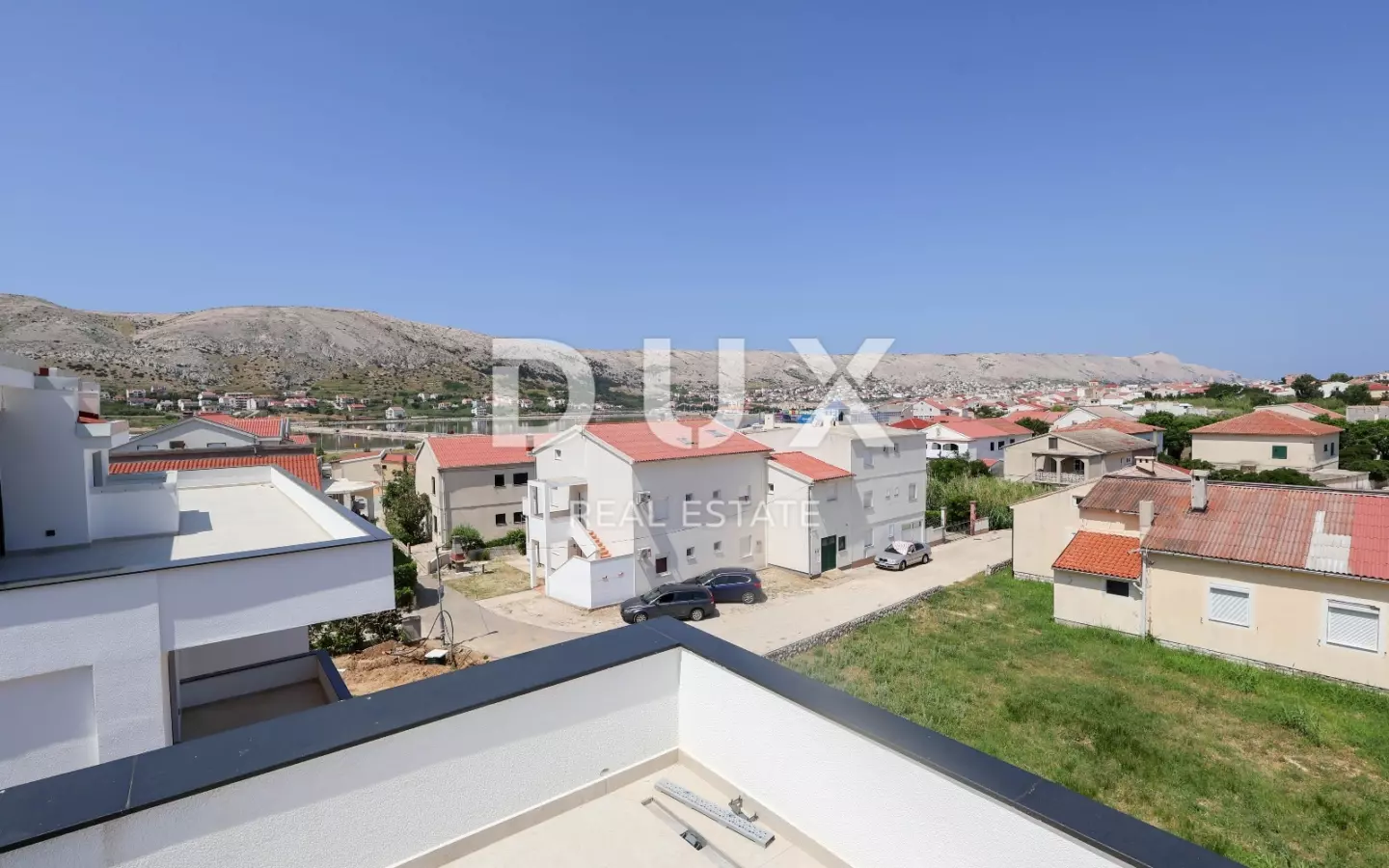 3-bedroom Apartment In Pag, Croatia (110 M²)