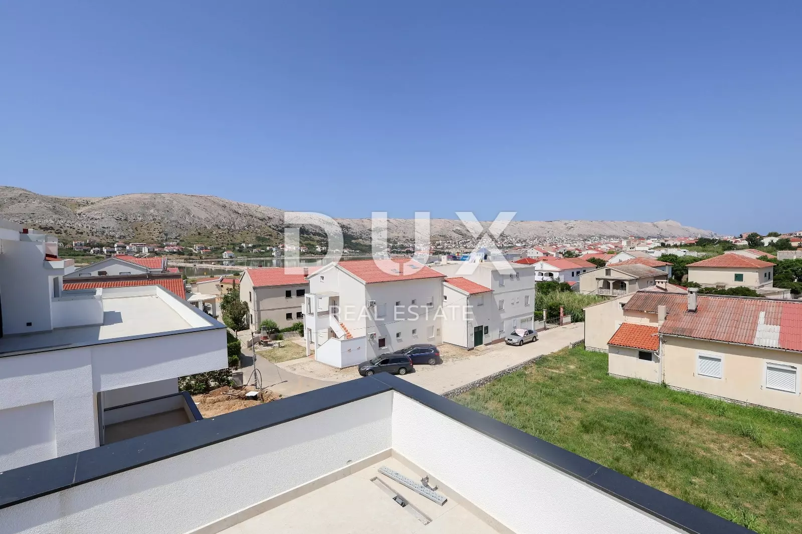 1753098229_ef7bc589-7cb2-4f9f-937c-675378cfe9c5-72bc37 3-bedroom Apartment In Pag, Croatia (110 M²)