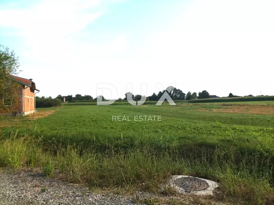 Land In Brezovica, Croatia (1.956 M²)