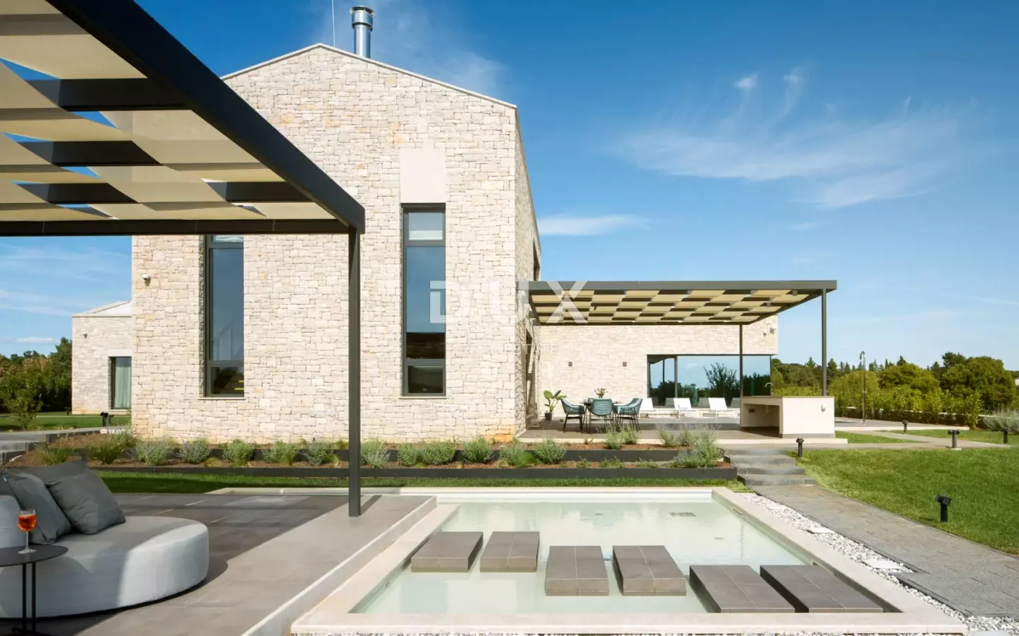 4-bedroom Villa In Bale, Croatia (360 M²)