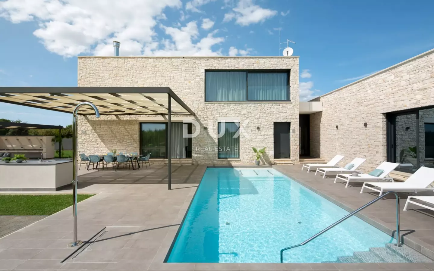 4-bedroom Villa In Bale, Croatia (360 M²)