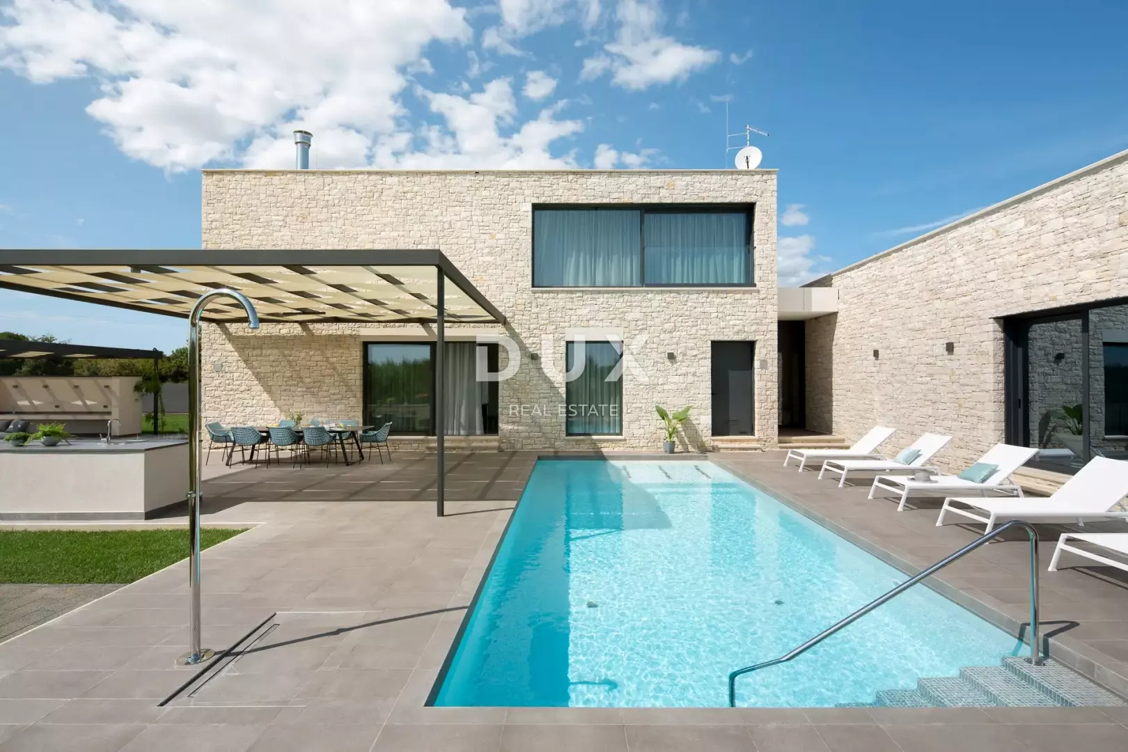 4-bedroom Villa In Bale, Croatia (360 M²)