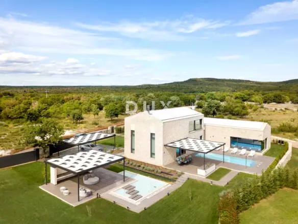 4-bedroom Villa In Bale, Croatia (360 M²)