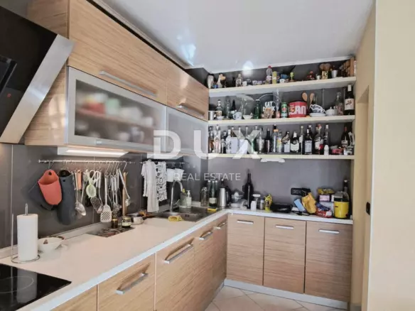 3-bedroom Apartment In Crikvenica, Croatia (118,05 M²)