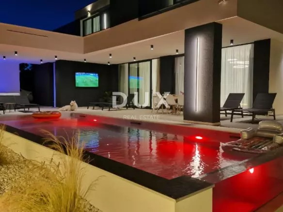 3-bedroom Villa In Kožino, Croatia (240 M²)