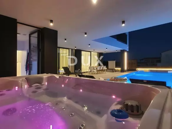 3-bedroom Villa In Kožino, Croatia (240 M²)