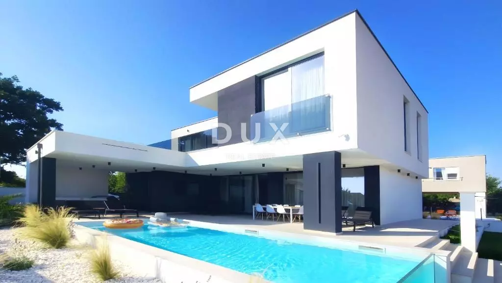 3-bedroom Villa In Kožino, Croatia (240 M²)