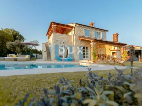 3-bedroom Villa In Sveti Lovreč, Croatia (210 M²)