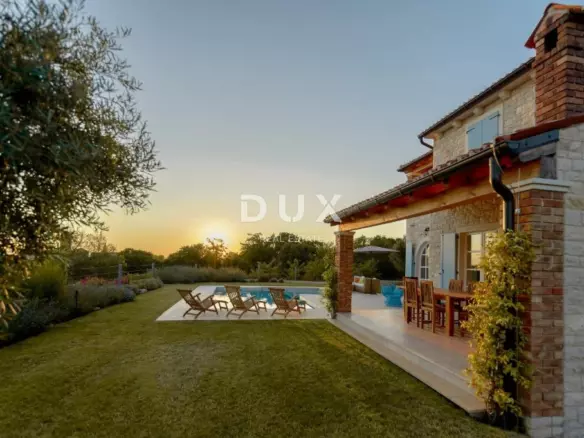 3-bedroom Villa In Sveti Lovreč, Croatia (210 M²)