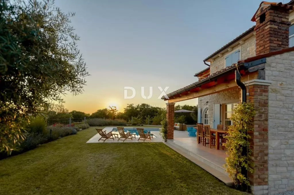 3-bedroom Villa In Sveti Lovreč, Croatia (210 M²)