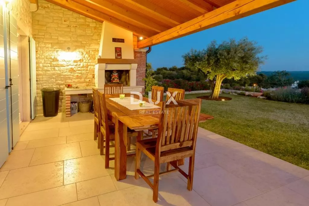 3-bedroom Villa In Sveti Lovreč, Croatia (210 M²)