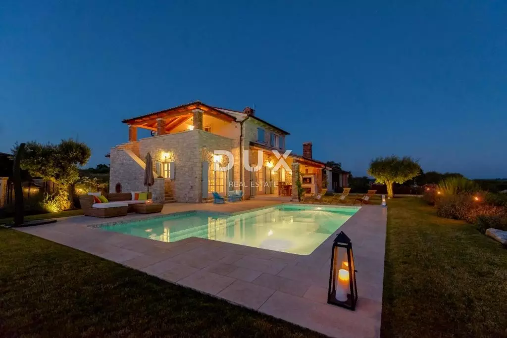 3-bedroom Villa In Sveti Lovreč, Croatia (210 M²)